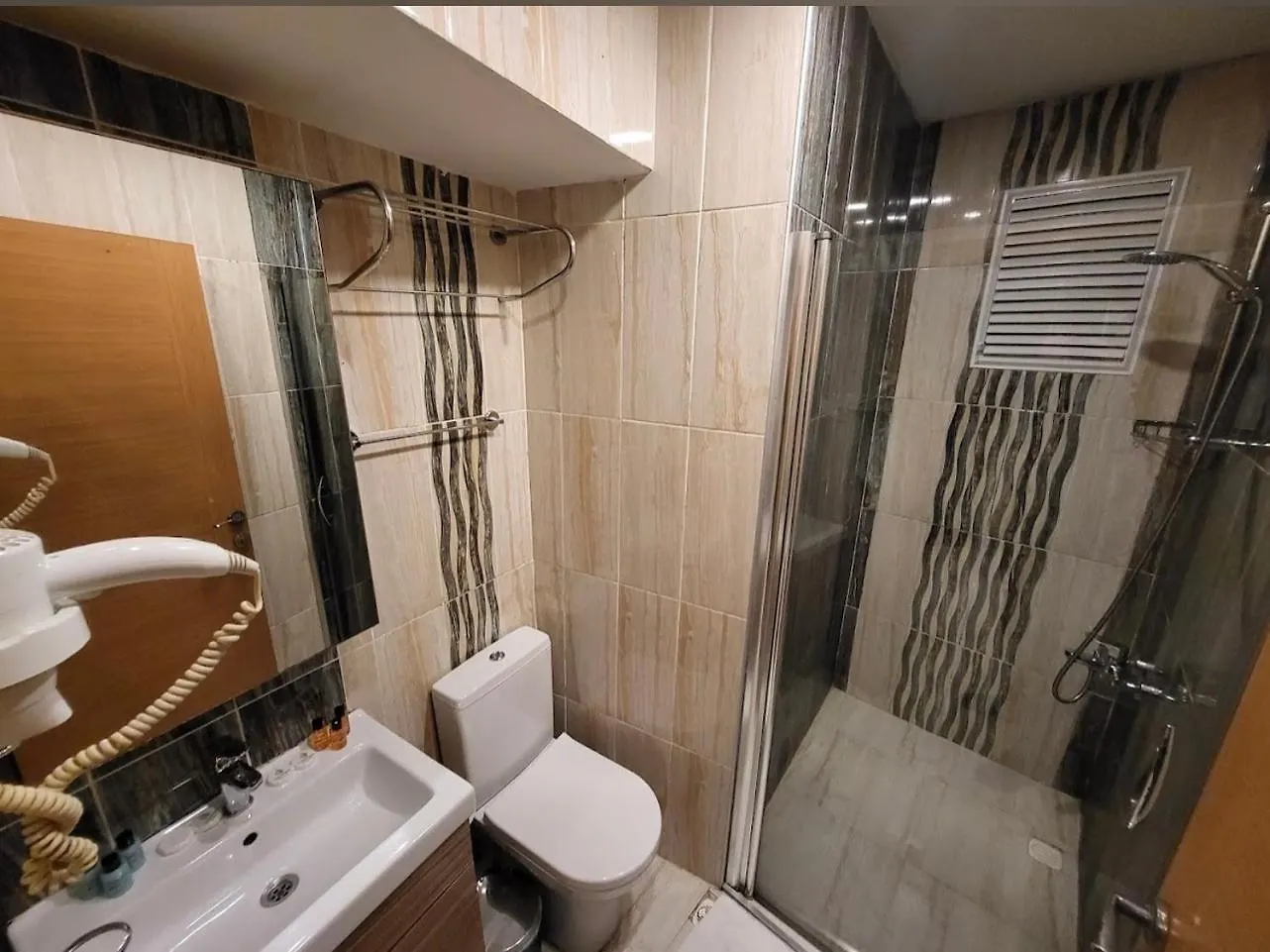 Riverland Suites Apart Hotel Istanbul Bed & Breakfast