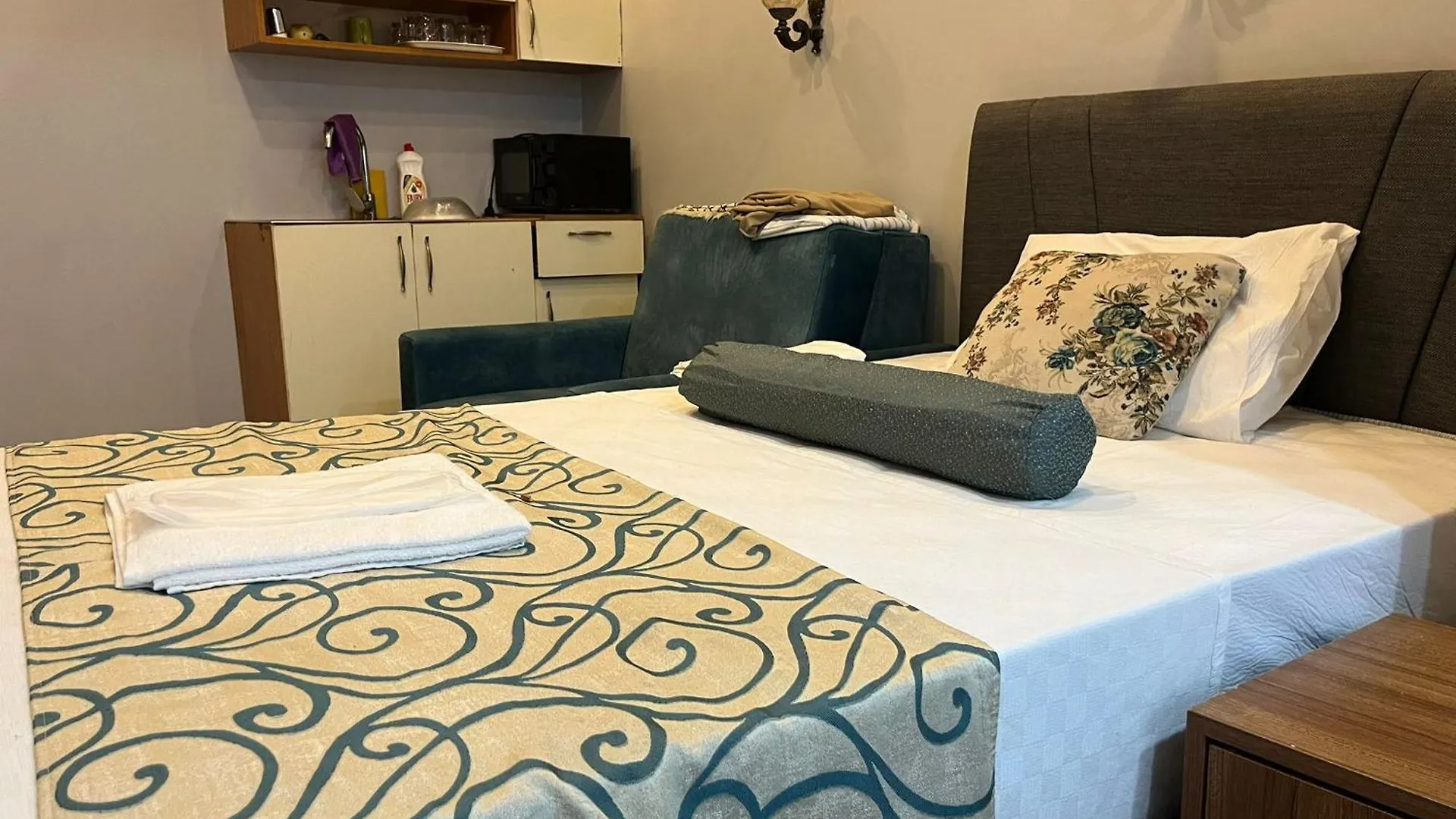 Riverland Suites Apart Hotel Istanbul Bed & Breakfast