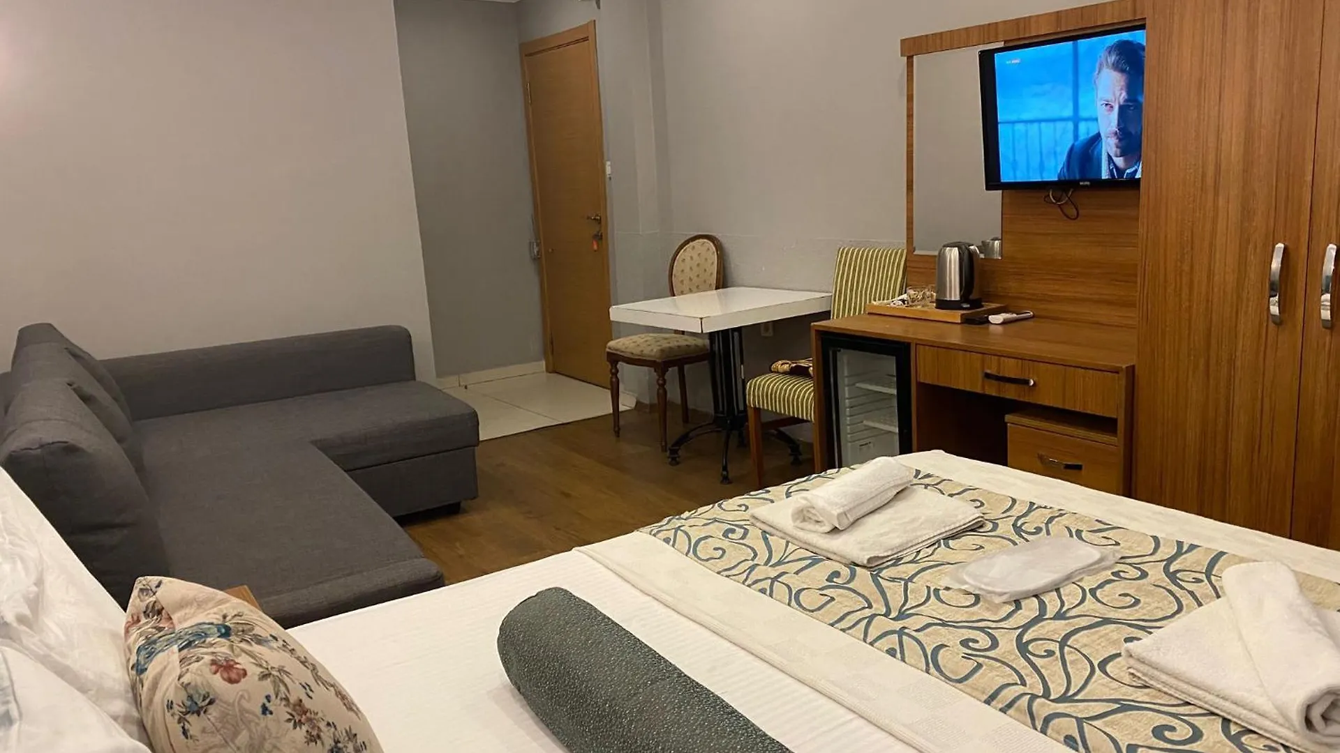 Bed & Breakfast Riverland Suites Apart Hotel Istanbul